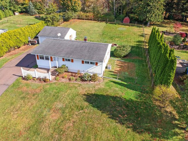 233 Oak Ridge Drive, Middletown, CT 06457
