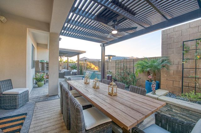 11132 N El Encanto Lane, Fresno, CA 93730