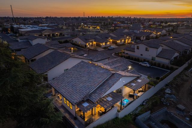 11132 N El Encanto Lane, Fresno, CA 93730