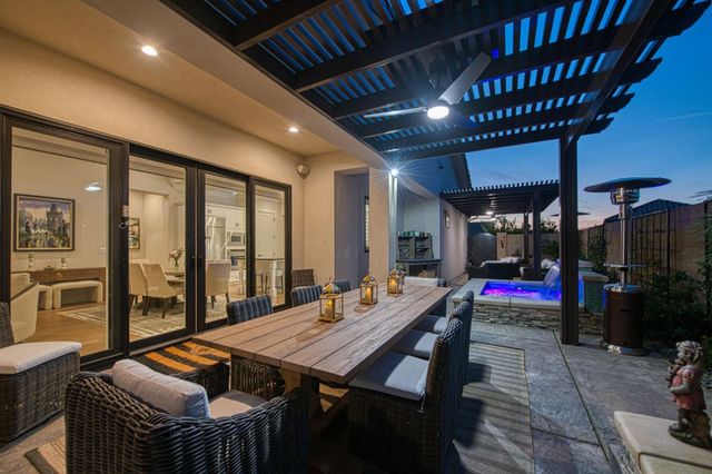 11132 N El Encanto Lane, Fresno, CA 93730