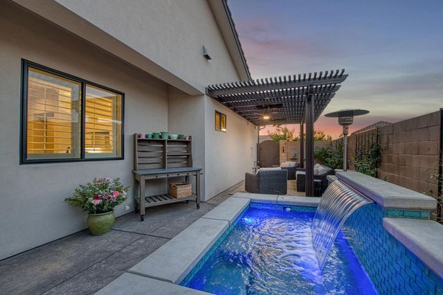 11132 N El Encanto Lane, Fresno, CA 93730