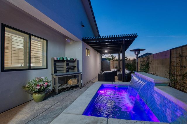 11132 N El Encanto Lane, Fresno, CA 93730