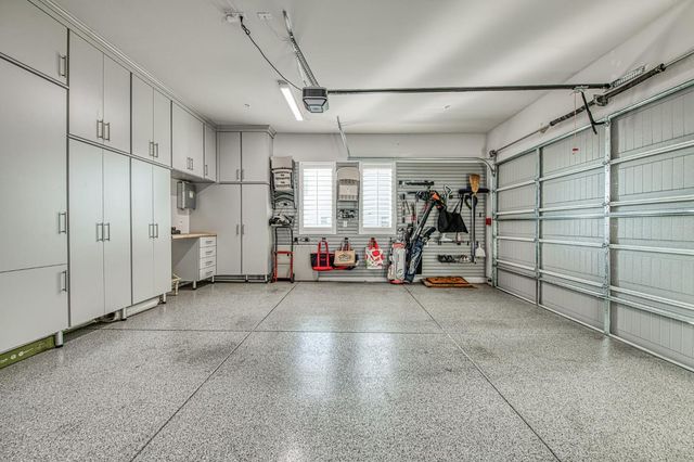 11132 N El Encanto Lane, Fresno, CA 93730