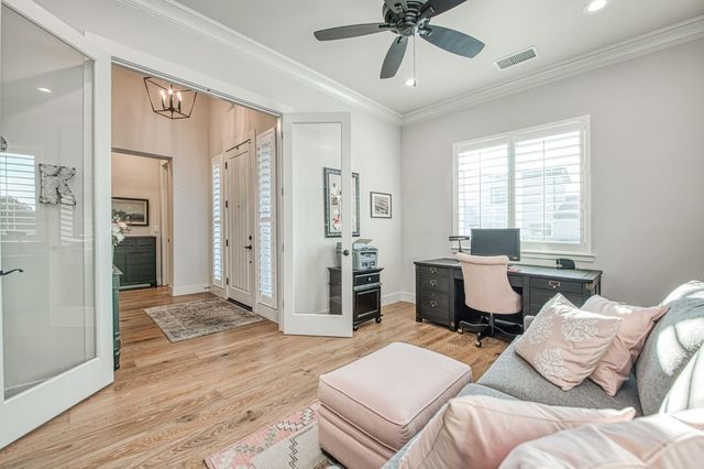 11132 N El Encanto Lane, Fresno, CA 93730