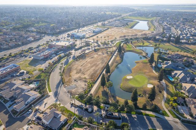 11132 N El Encanto Lane, Fresno, CA 93730