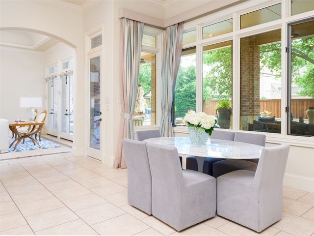 6442 Lakehurst Avenue, Dallas, TX 75230