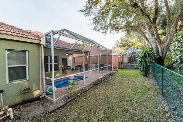 8063 Via Hacienda, Riviera Beach, FL 33418