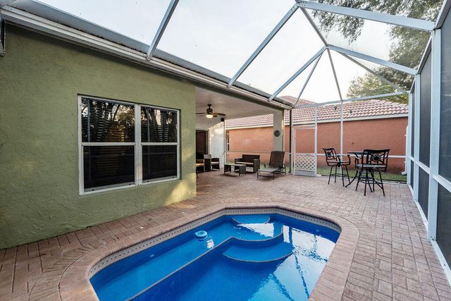 8063 Via Hacienda, Riviera Beach, FL 33418