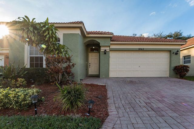 8063 Via Hacienda, Riviera Beach, FL 33418