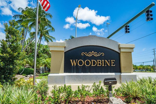 8063 Via Hacienda, Riviera Beach, FL 33418