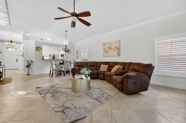 8063 Via Hacienda, Riviera Beach, FL 33418