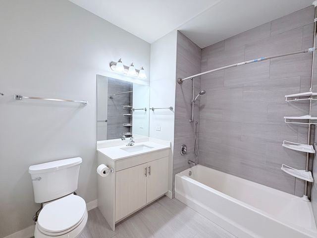 3218 S Archer Avenue 201, Chicago, IL 60608