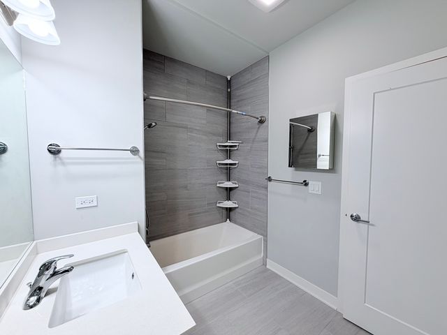 3218 S Archer Avenue 201, Chicago, IL 60608