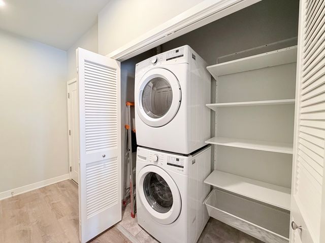 3218 S Archer Avenue 201, Chicago, IL 60608