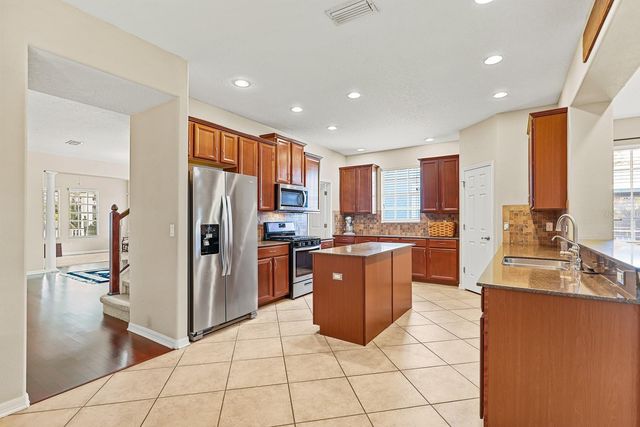 5922 PALMETTOSIDE STREET, Lithia, FL 33547