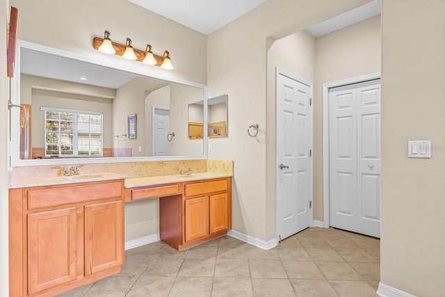 5922 PALMETTOSIDE STREET, Lithia, FL 33547