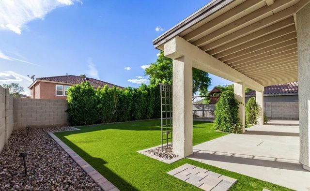 28422 N 32nd Lane, Phoenix, AZ 85083