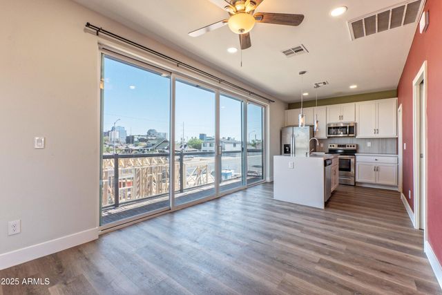 1106 S MONTEZUMA Avenue, Phoenix, AZ 85003