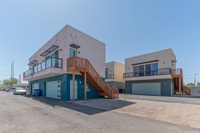 1106 S MONTEZUMA Avenue, Phoenix, AZ 85003