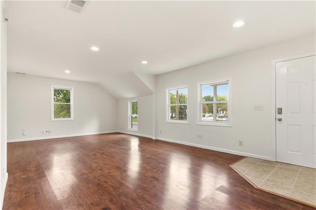 8100 Lowell Avenue, Overland Park, KS 66204