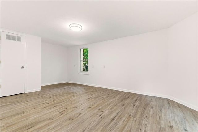 8100 Lowell Avenue, Overland Park, KS 66204