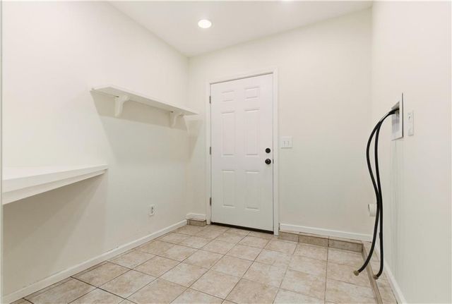 8100 Lowell Avenue, Overland Park, KS 66204