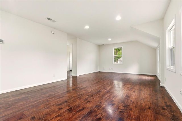 8100 Lowell Avenue, Overland Park, KS 66204