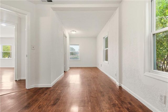 8100 Lowell Avenue, Overland Park, KS 66204