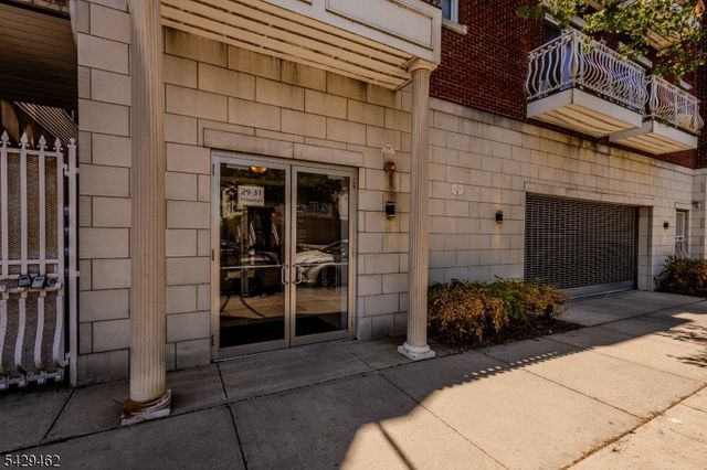 29 Freeman St D-2, Newark City, NJ 07105
