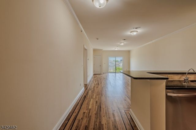 29 Freeman St D-2, Newark City, NJ 07105