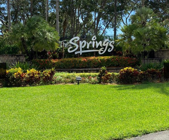 7576 Savannah Lane, Lake Worth, FL 33463