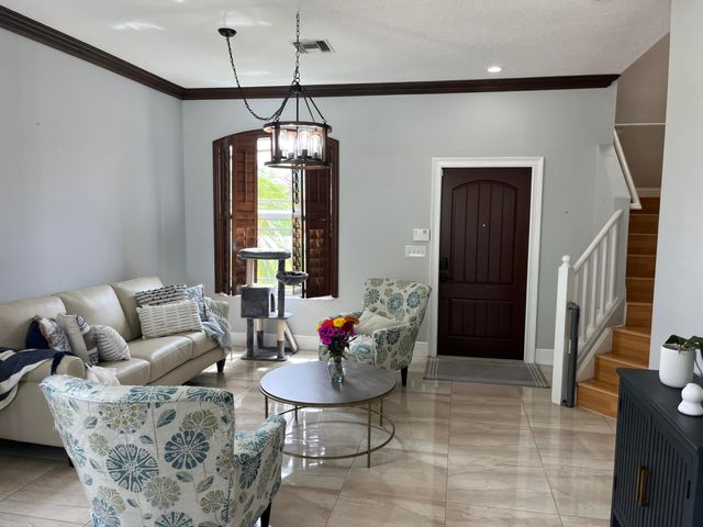 7576 Savannah Lane, Lake Worth, FL 33463