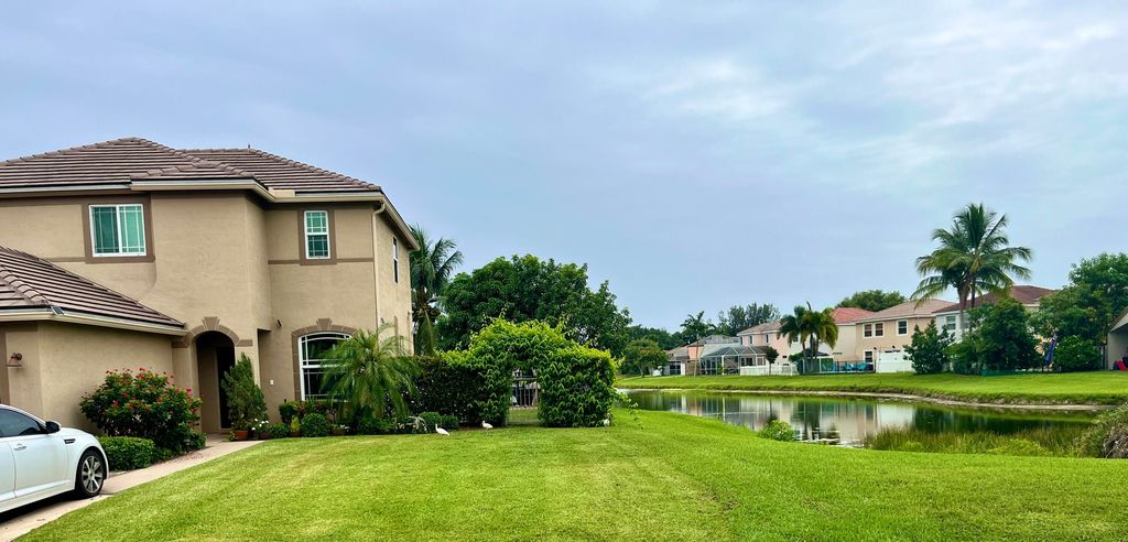 7576 Savannah Lane, Lake Worth, FL 33463