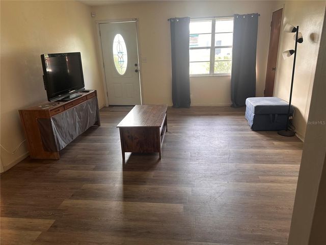 401 CHERRY STREET, South Daytona, FL 32119