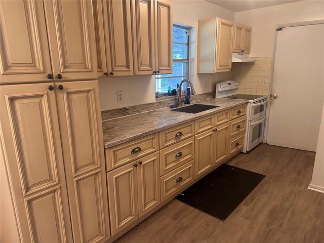401 CHERRY STREET, South Daytona, FL 32119