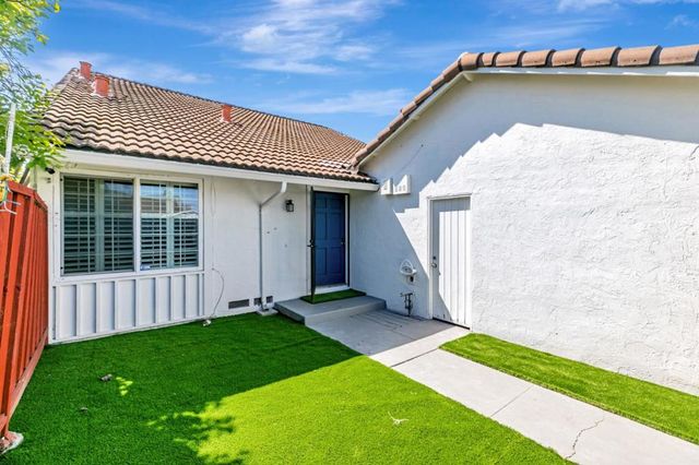 1832 Loch Ness Way, San Jose, CA 95121