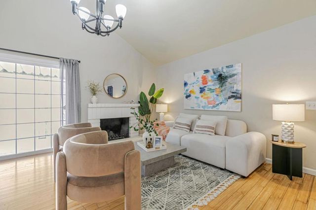 1832 Loch Ness Way, San Jose, CA 95121