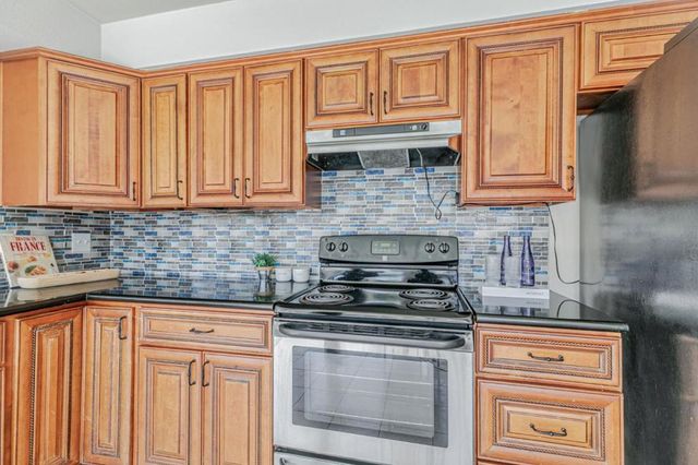 1832 Loch Ness Way, San Jose, CA 95121