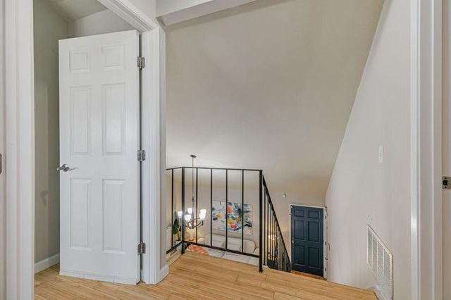 1832 Loch Ness Way, San Jose, CA 95121