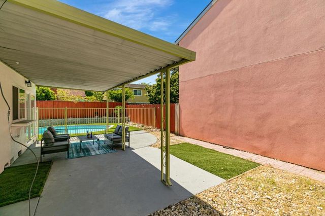 1832 Loch Ness Way, San Jose, CA 95121