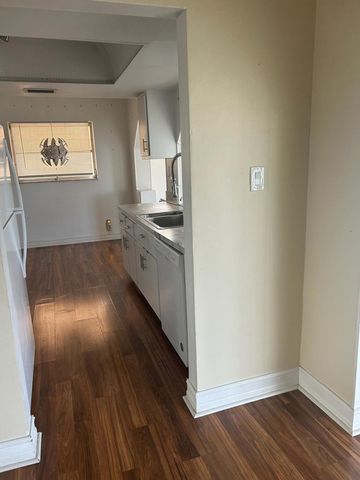 5807 NW 85th Avenue, Tamarac, FL 33321