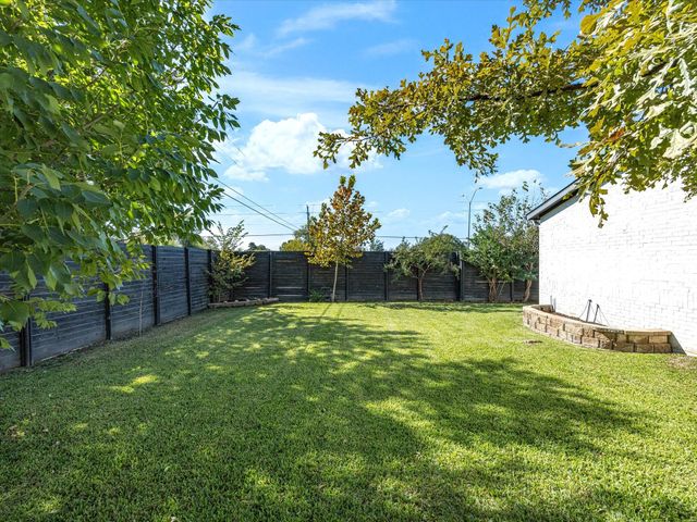 13906 Dennis Lane, Farmers Branch, TX 75234