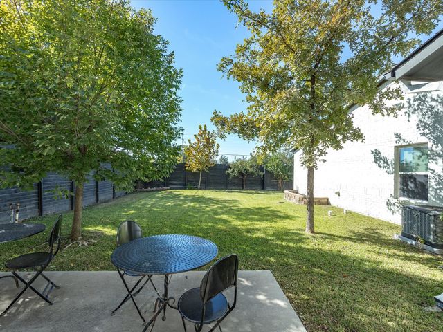 13906 Dennis Lane, Farmers Branch, TX 75234