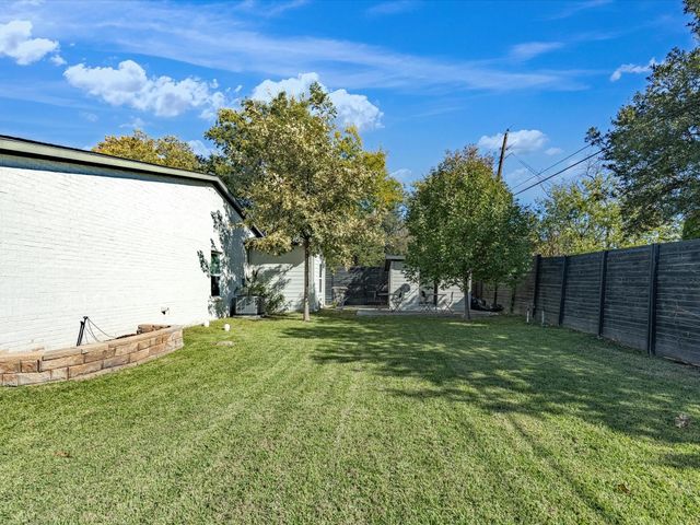 13906 Dennis Lane, Farmers Branch, TX 75234