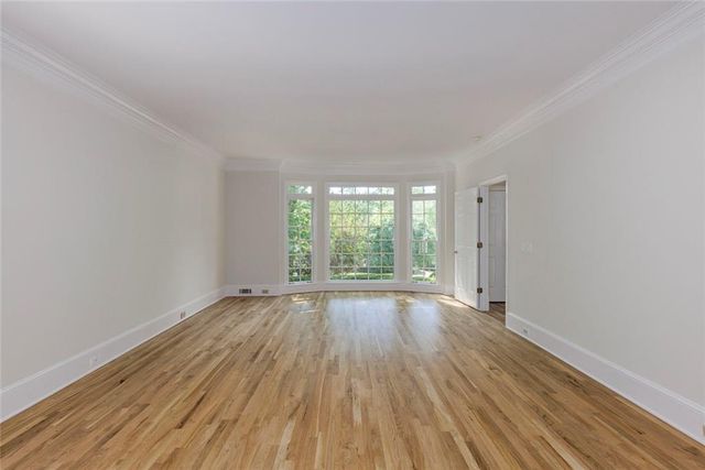 2184 Brooke Farm Court, Dunwoody, GA 30338