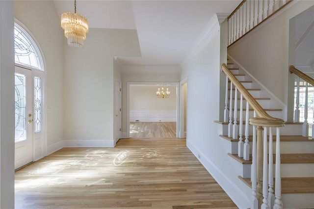 2184 Brooke Farm Court, Dunwoody, GA 30338