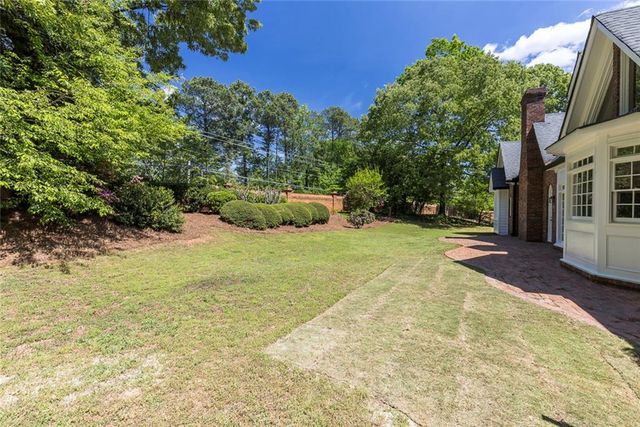 2184 Brooke Farm Court, Dunwoody, GA 30338