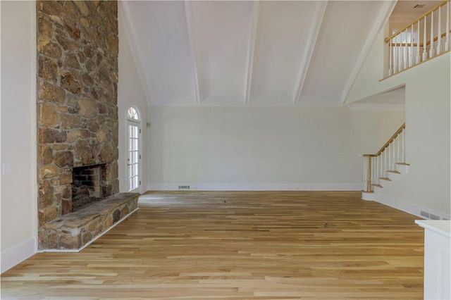 2184 Brooke Farm Court, Dunwoody, GA 30338