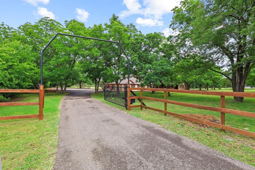 10024 Slater Creek Road, Anna, TX 75409
