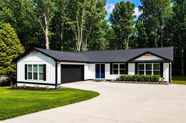 2265 Hillbriar Drive, Buford, GA 30518